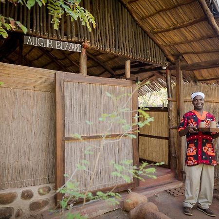 Taita Falcon Lodge Mukuni Bagian luar foto