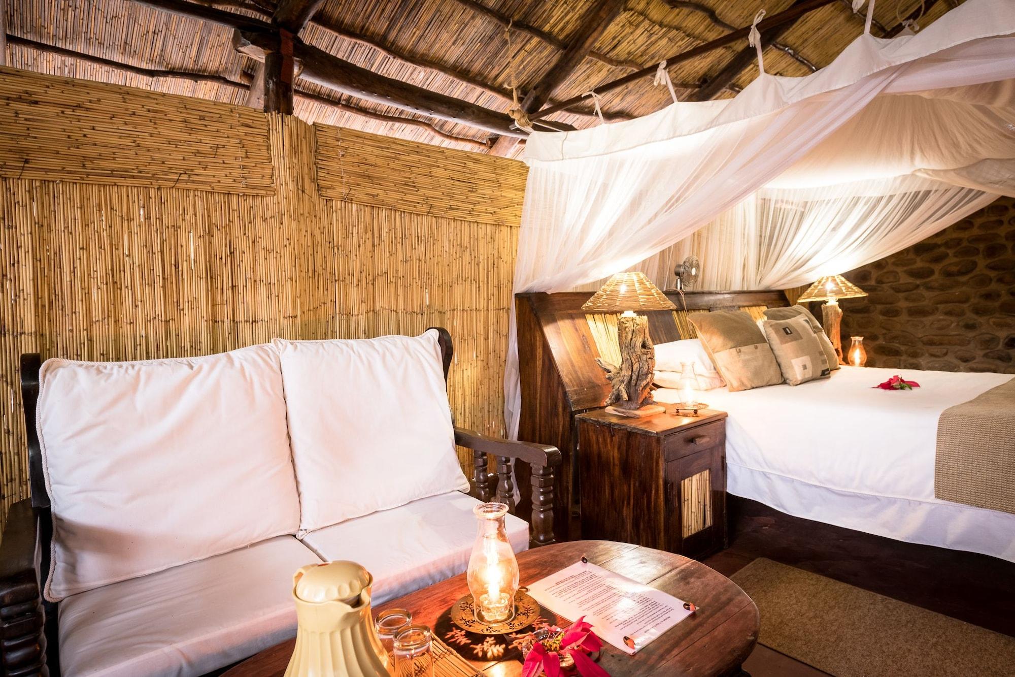 Taita Falcon Lodge Mukuni Bagian luar foto