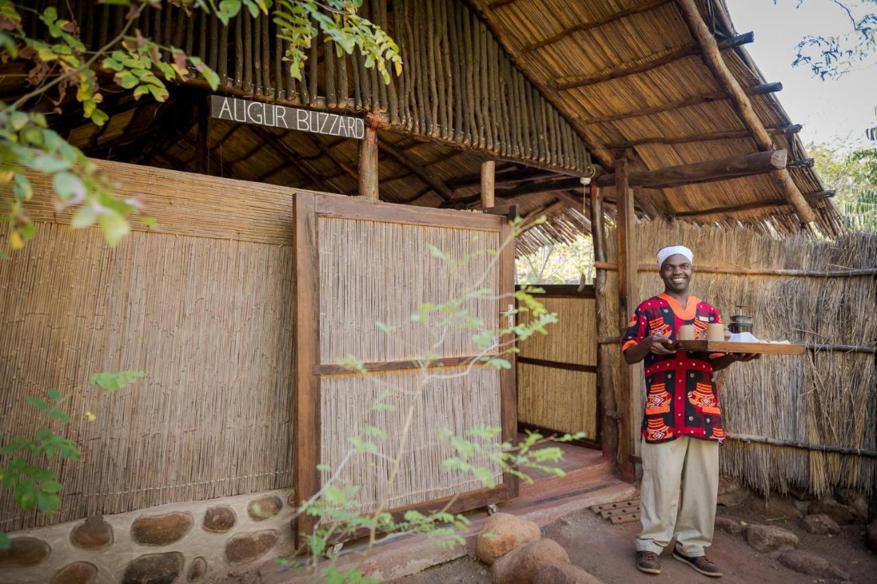 Taita Falcon Lodge Mukuni Bagian luar foto